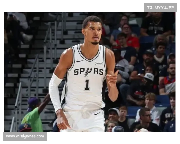 托马斯单场至少15篮板15助攻，成WNBA历史首人